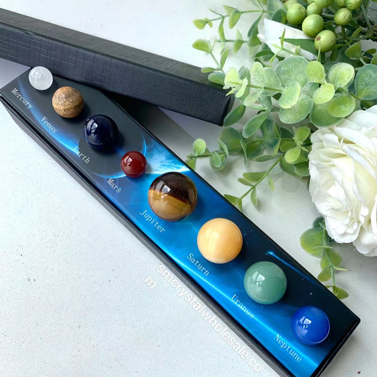8 Planet Crystal Box