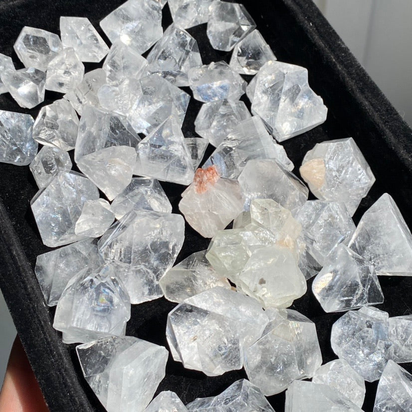 Apophyllite Pyramid - Image 4