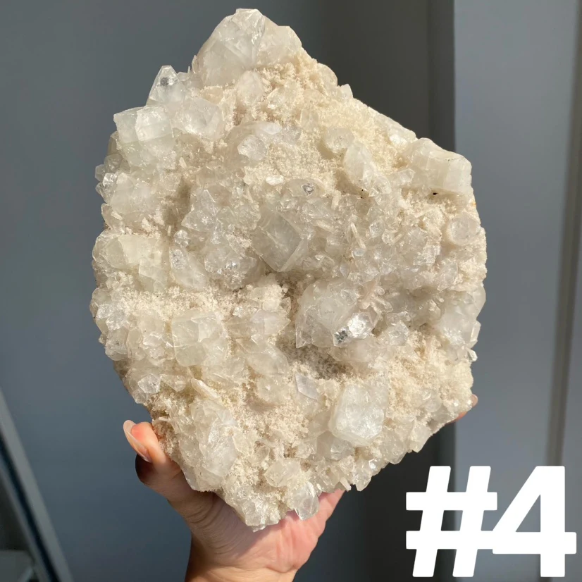Crystal Cluster Specimens - Image 10