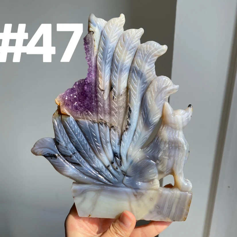Druzy Agate 9 Tailed Fox
