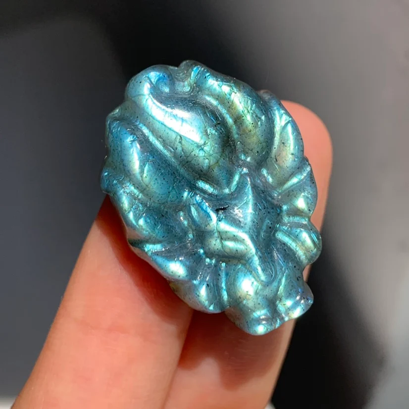 Labradorite Small 9 Tail Fox