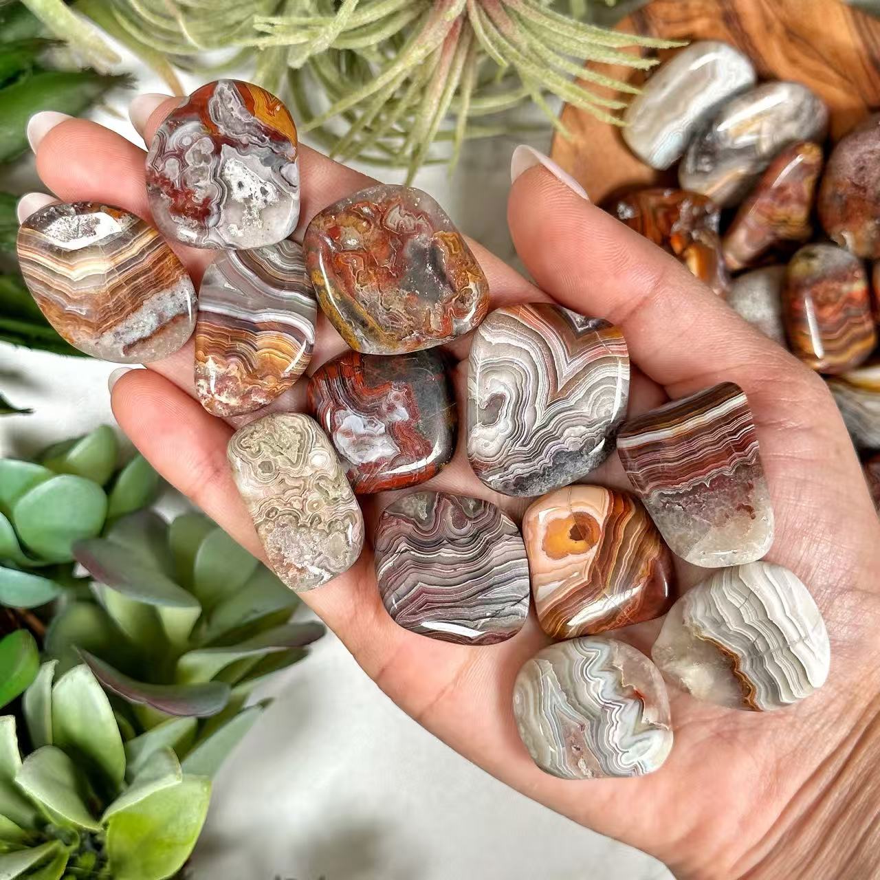 Mexican Crazy Lace Agate Tumble