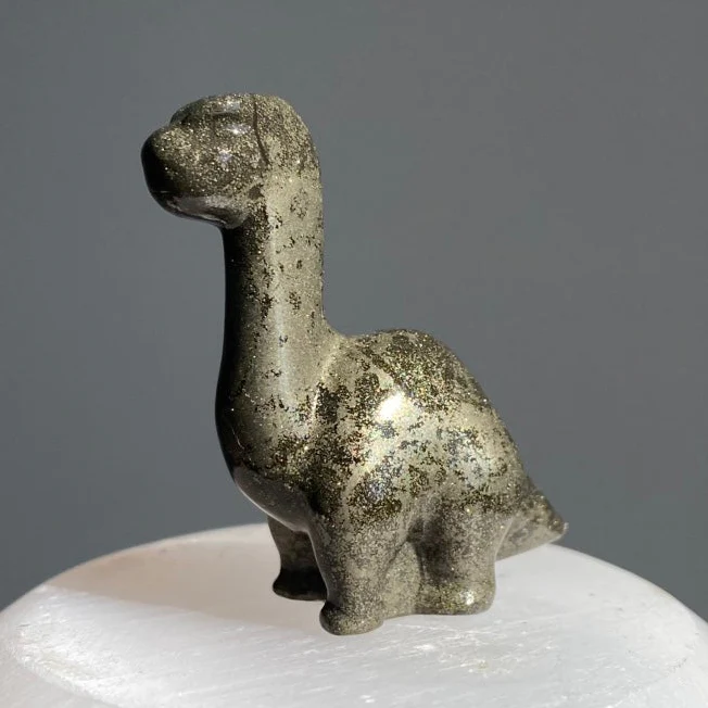 Small Crystal Dinosaur - Image 2
