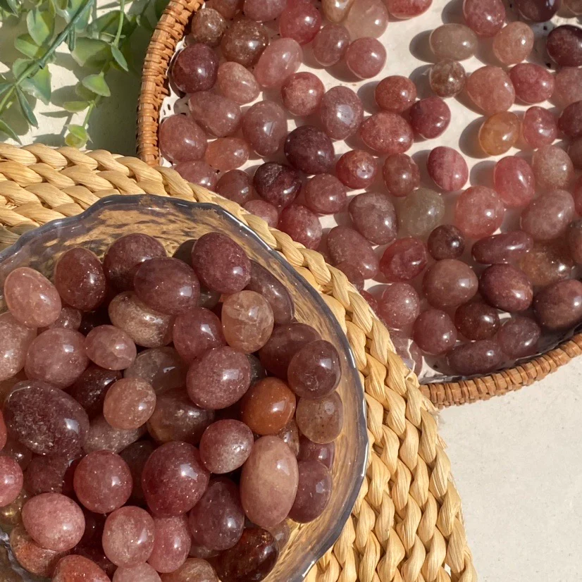 Strawberry Quartz Tumble - Image 3