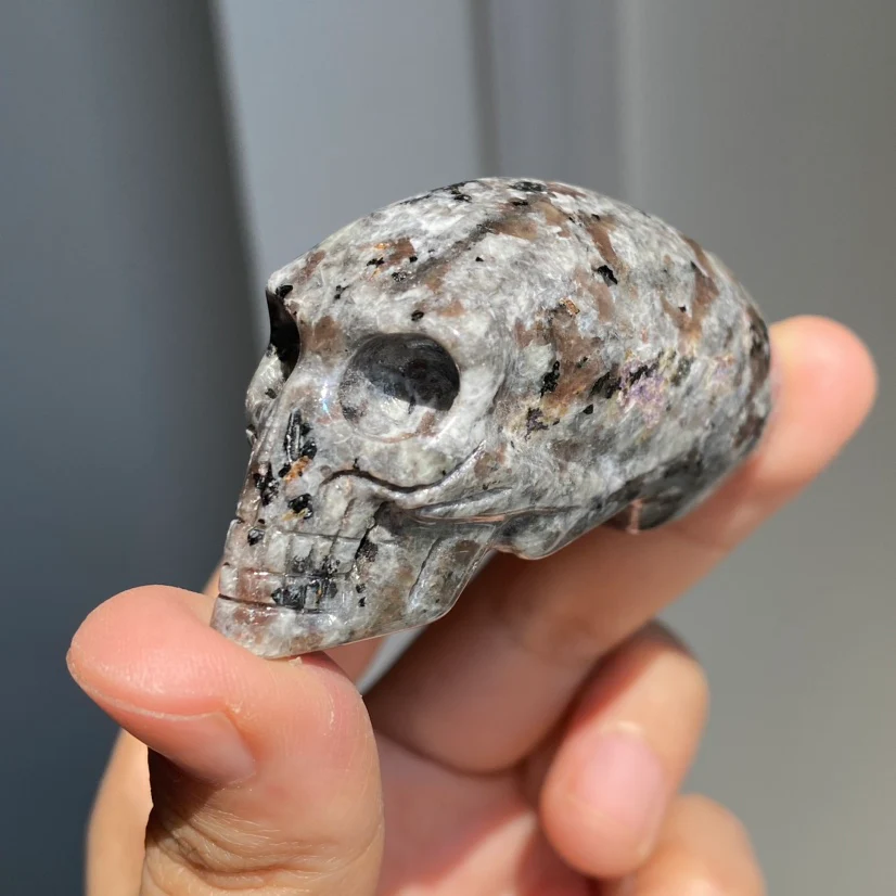 Yooperlite Alien Skull - Image 3